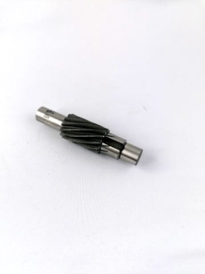 Wałek zębaty Z-12 fi 19mm dł. 81,5 mm