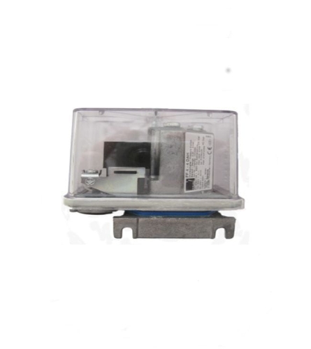 Czujnik ciśnienia powietrza i wody FF4 Agregatu Tynkarskiego PFT oraz Silomatu.jpg